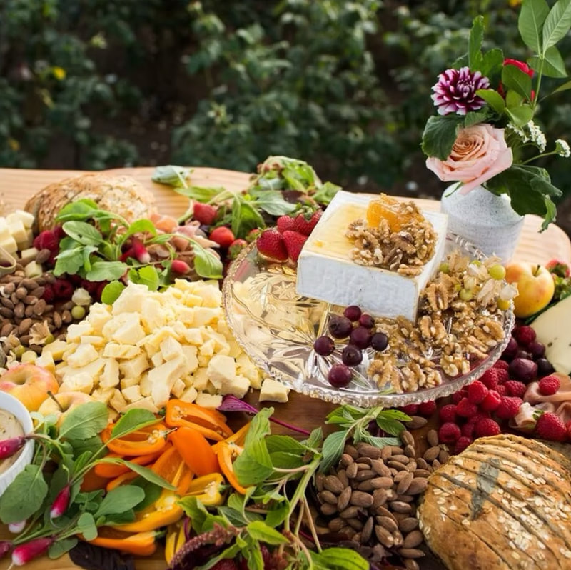 Elegant Eatable Display